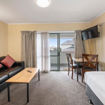 Fenton Court Motel Роторуа Екстериор снимка