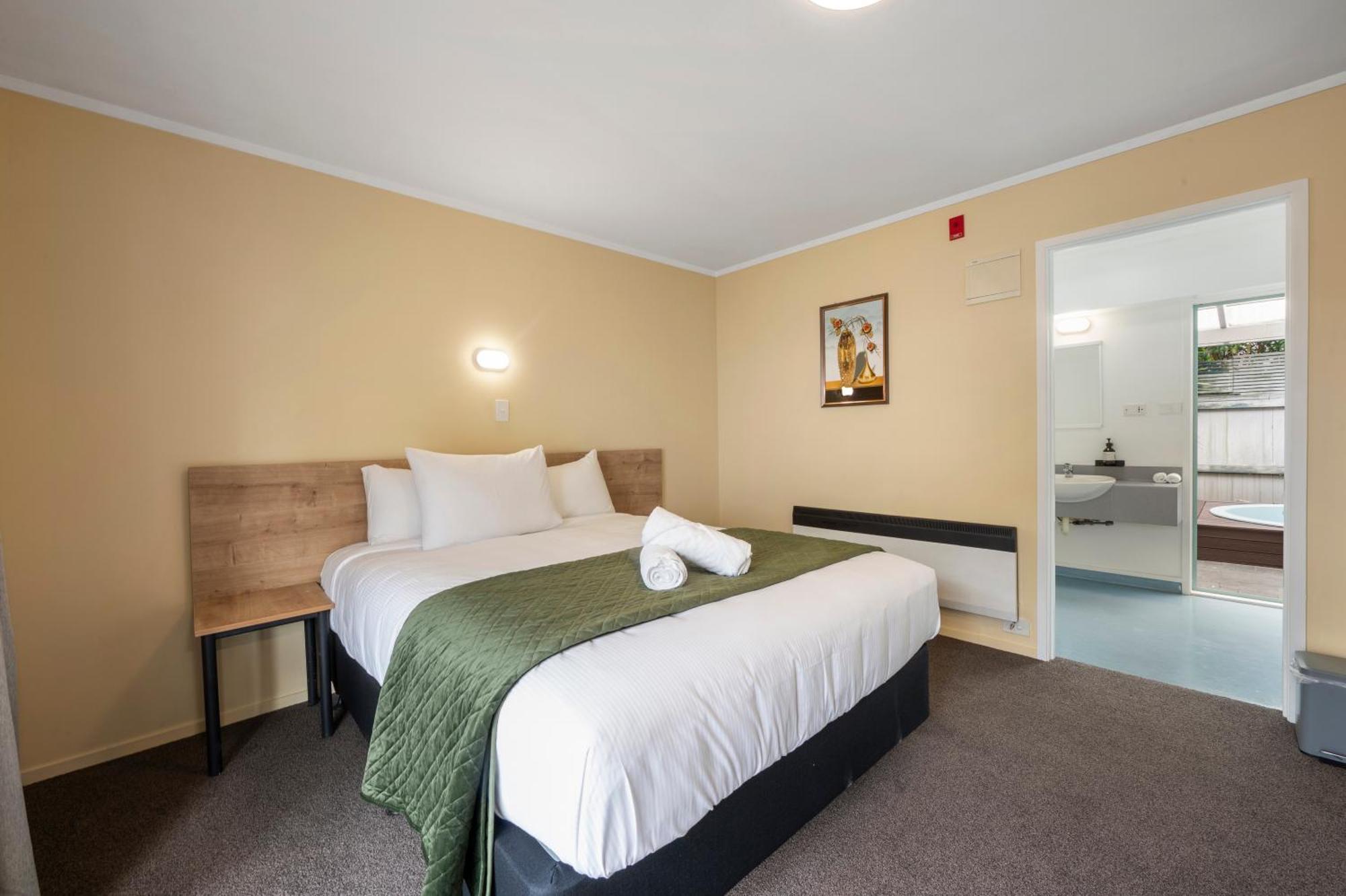 Fenton Court Motel Роторуа Екстериор снимка