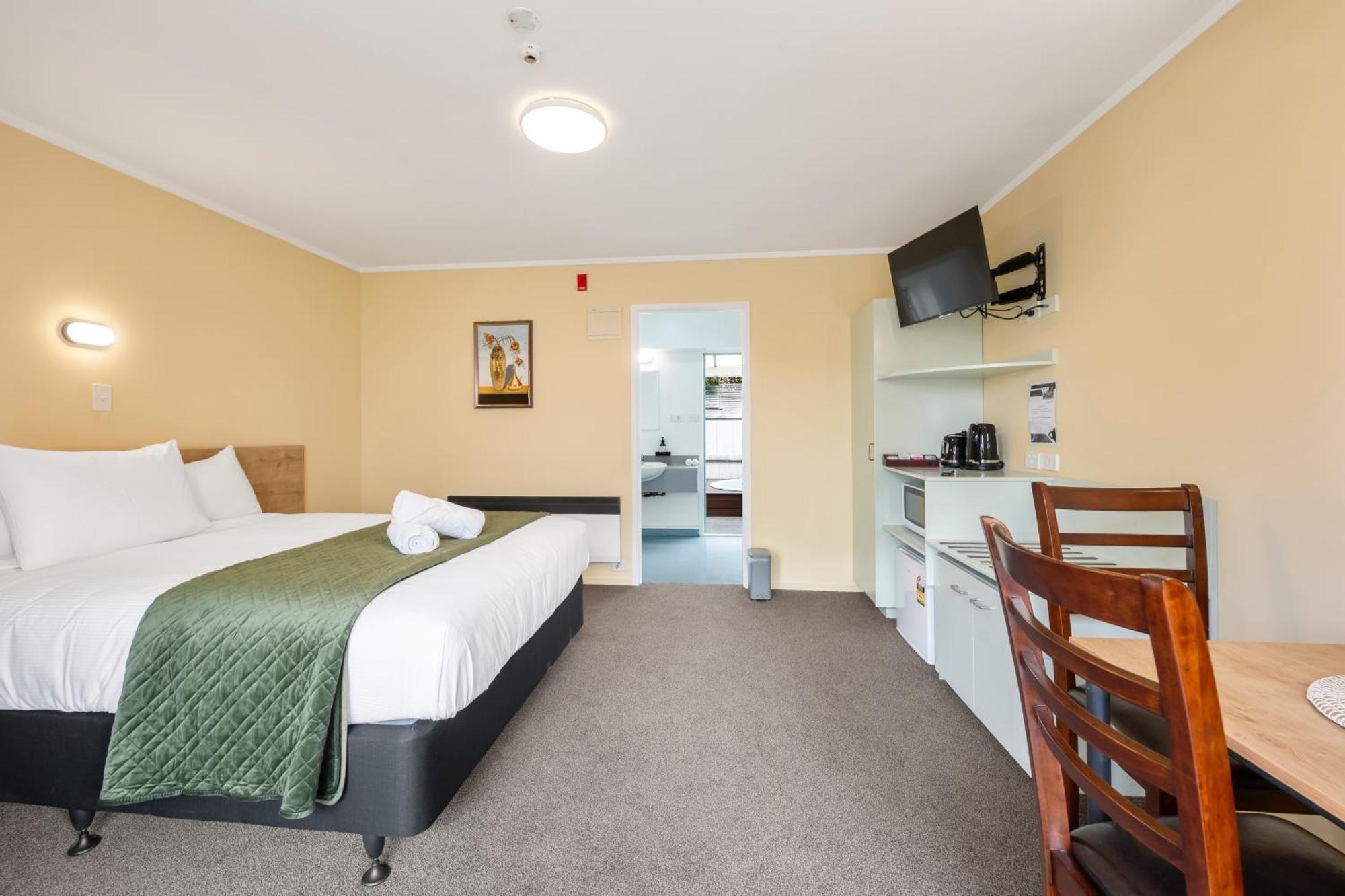 Fenton Court Motel Роторуа Екстериор снимка