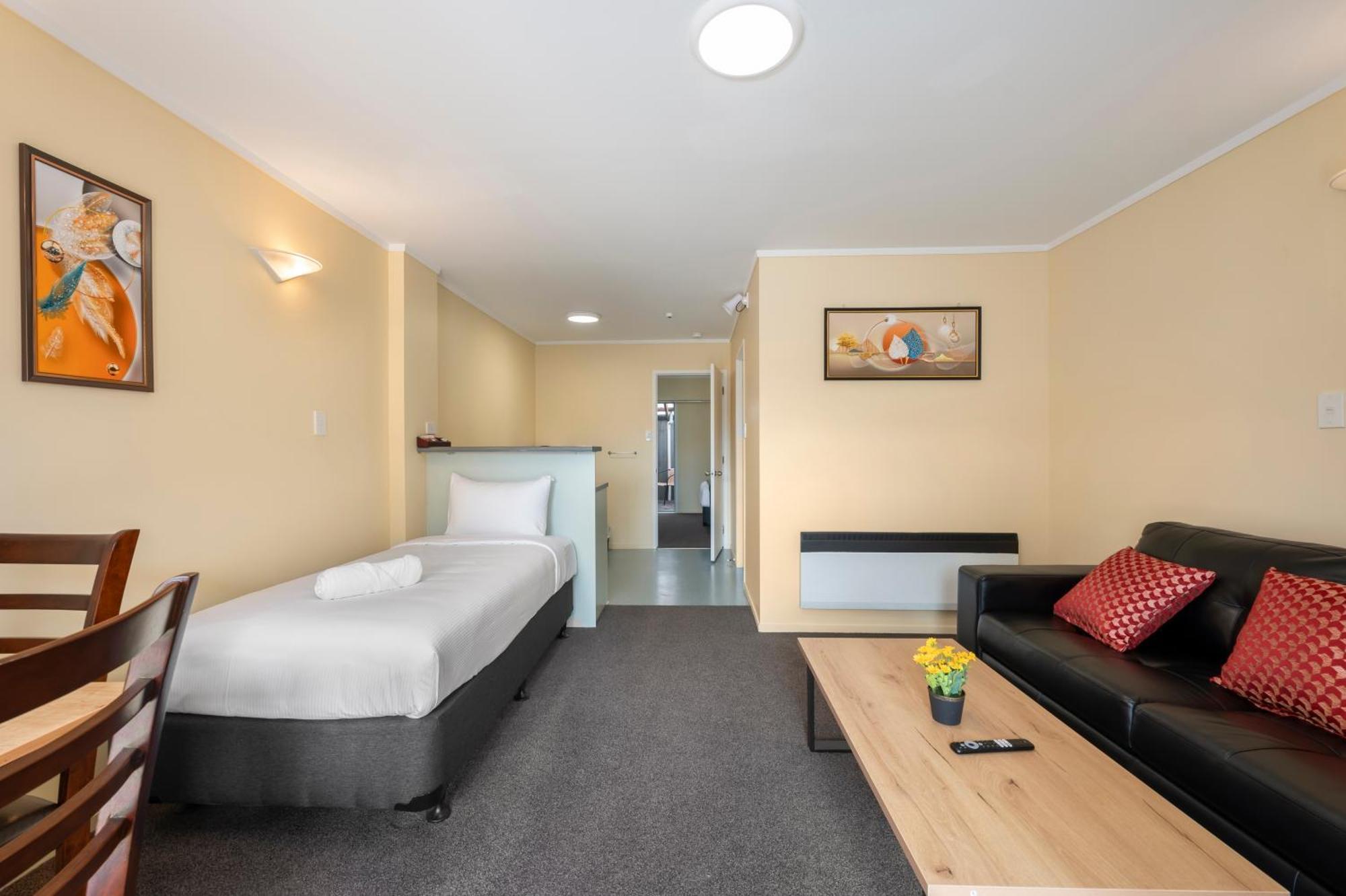 Fenton Court Motel Роторуа Екстериор снимка
