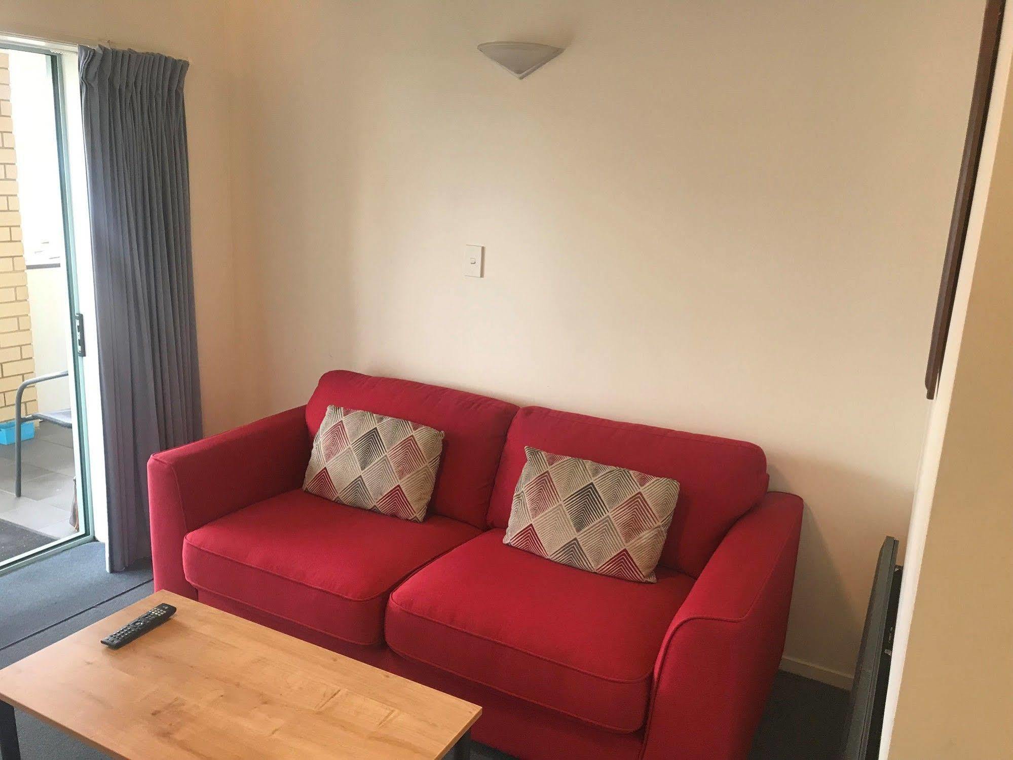 Fenton Court Motel Роторуа Екстериор снимка
