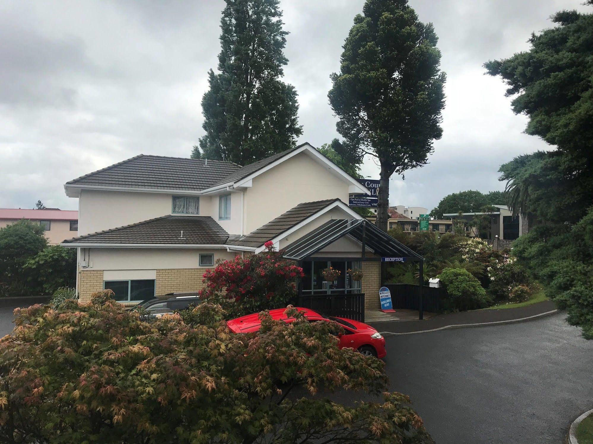 Fenton Court Motel Роторуа Екстериор снимка